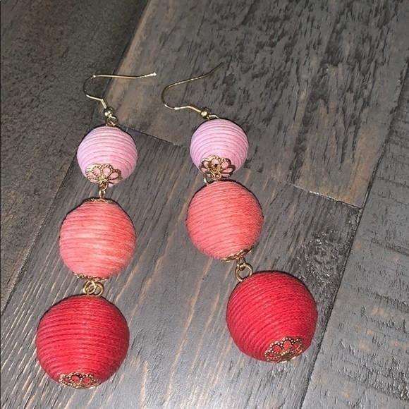 5/$25 Bohemian Style Pink Ombré Drop Earrings New - Picture 2 of 3